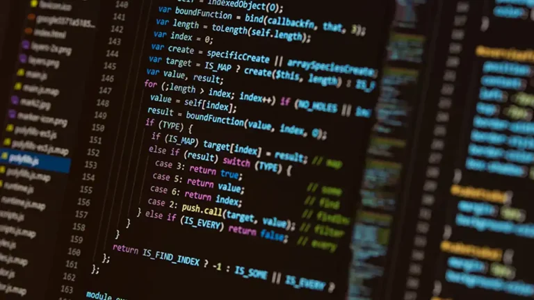 Curso gratuito de Python de CodeSignal Learn con certificado incluido - Facialix