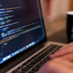 Charlie Marsh dejó de escribir código: así cambió su trabajo con IA en OpenAI - Facialix